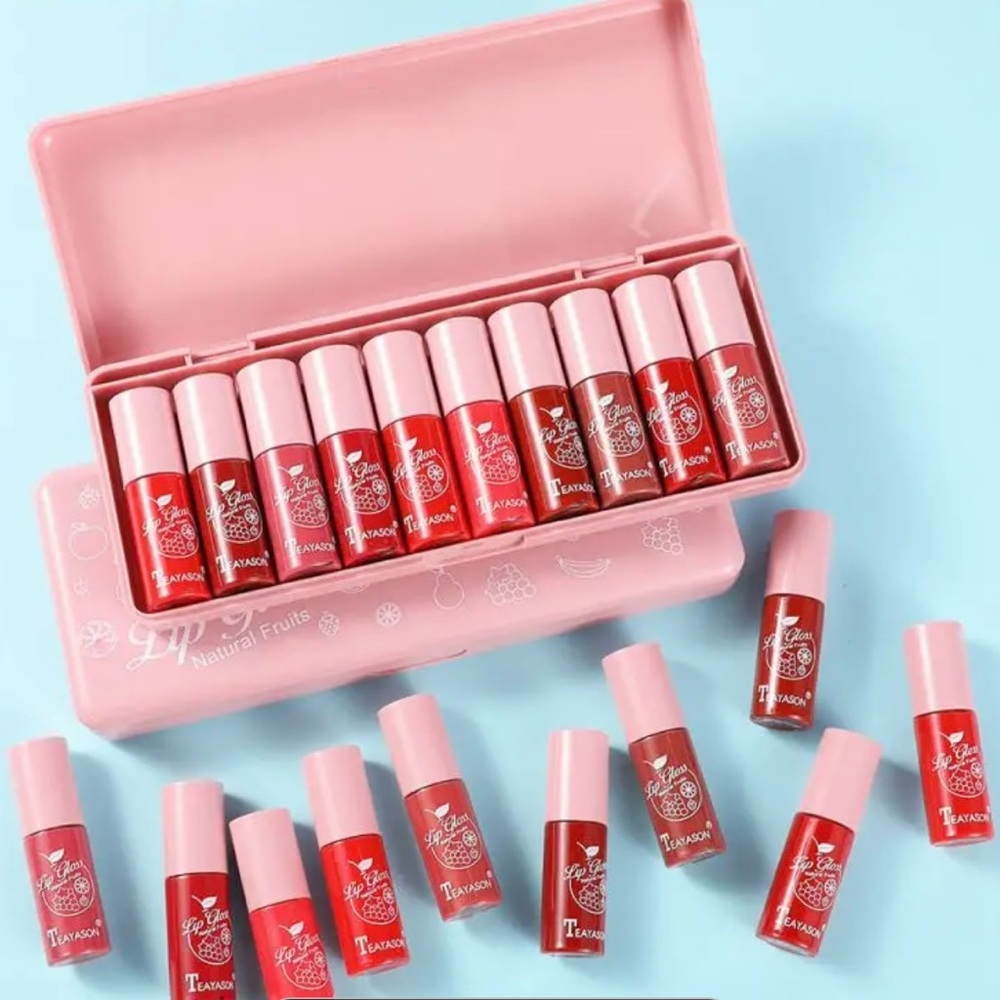 Natural fruits Lip gloss 10 included